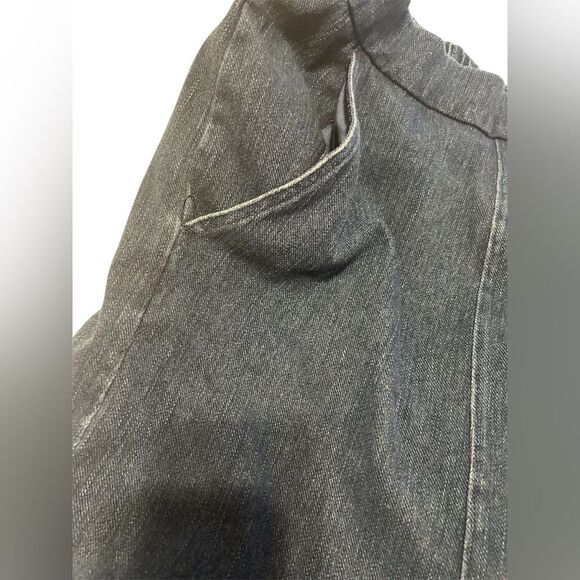 Isaac Mizrahi Live Denim Skort - Picture 4 of 16